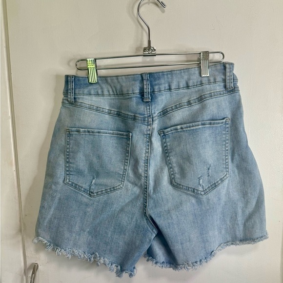 Rewash Jean Shorts ~ Size 11 - Picture 2 of 3